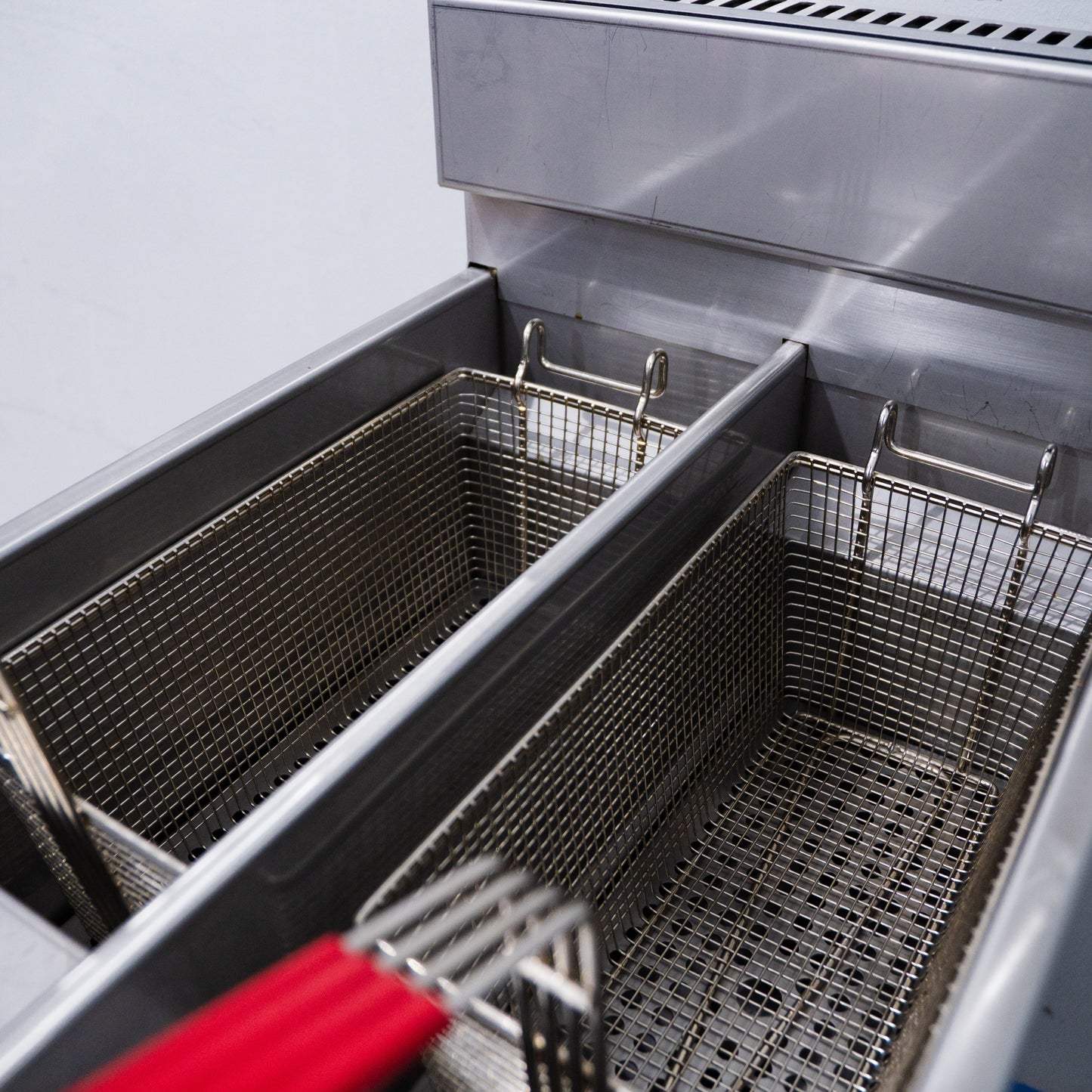 2 Basket - 2 Vat Deep Fryer
