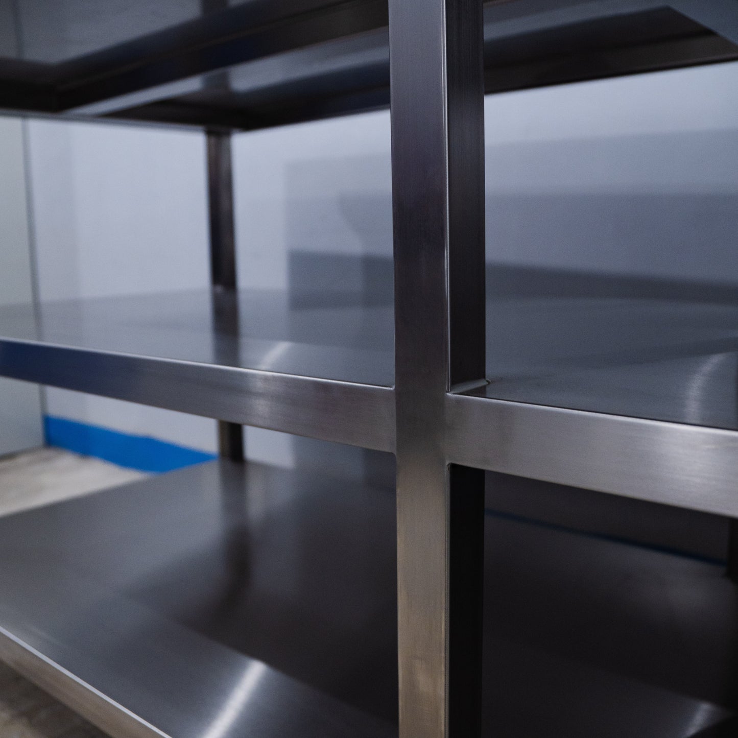 Table with Middle & Bottom Shelf No Backsplash (600 Series)
