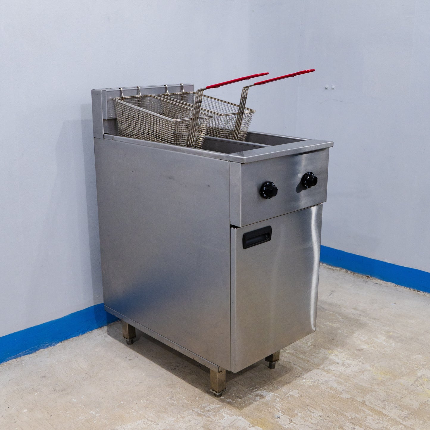 2 Basket - 2 Vat Deep Fryer
