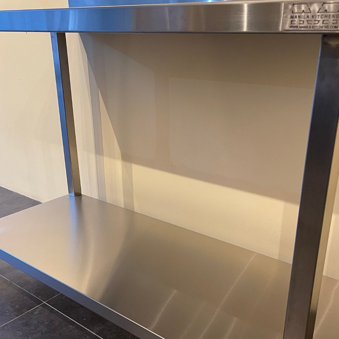 Table With Bottom Shelf With Backsplash (700 Series)