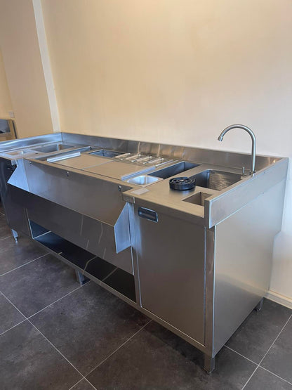 Custom: Cocktail Station