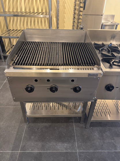 Lava Rock Griller 750