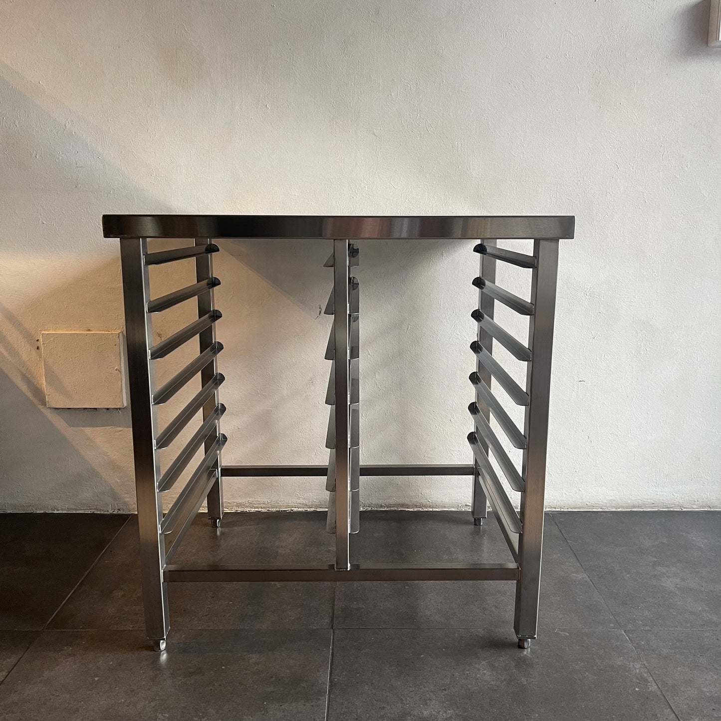 Combi Oven Table With Bottom Universal Pan Rack Mounts